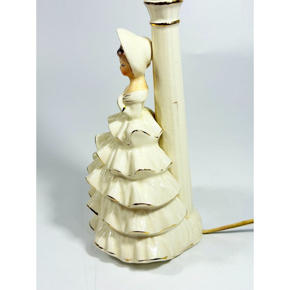 Porcelain Boudoir Table Small Night Light TV Television Lamp Southern Belle Girl - Picture 14 of 16